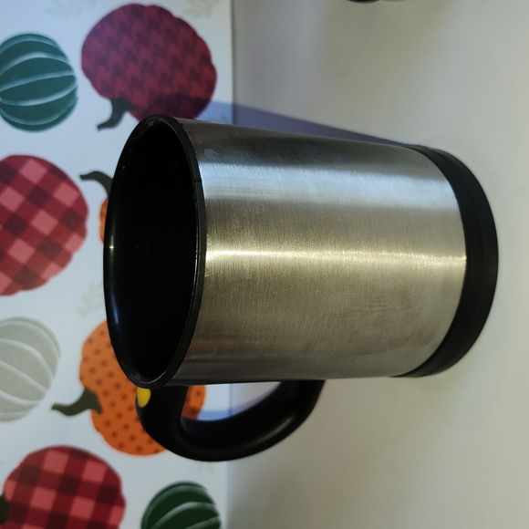 Self Stirring Mug - Picture 2 of 8